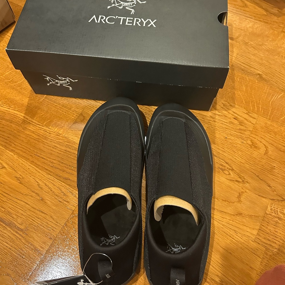 Arc'teryx Black Slip-On Loafers with Modern Silhouette